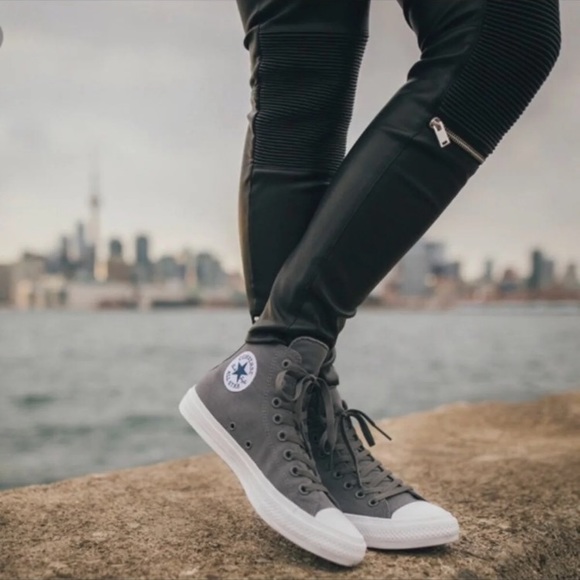 converse grey mid tops